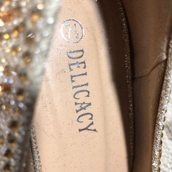 Delicacy Heels Gold Glitter 3”Heels pumps - Picture 6 of 8